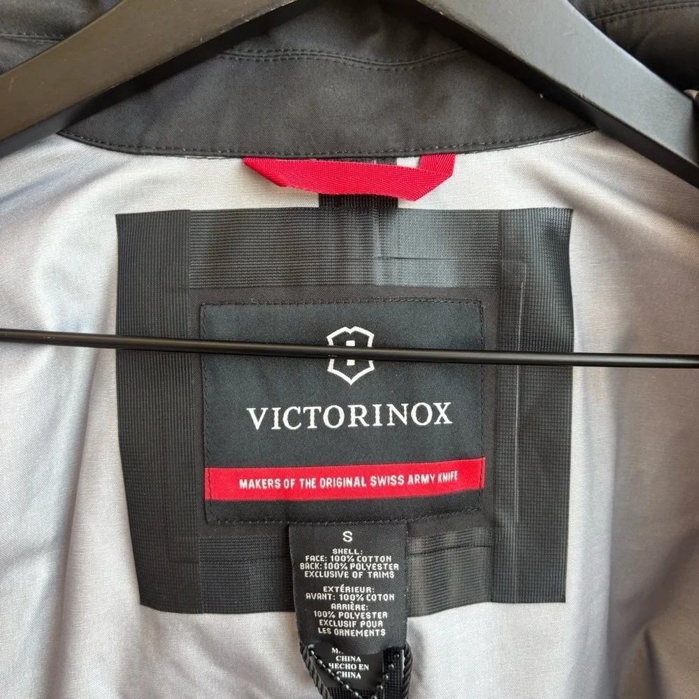 NWT Victorinox Men's Lenzburg Longline Waterproof Jacket in Black, Size S